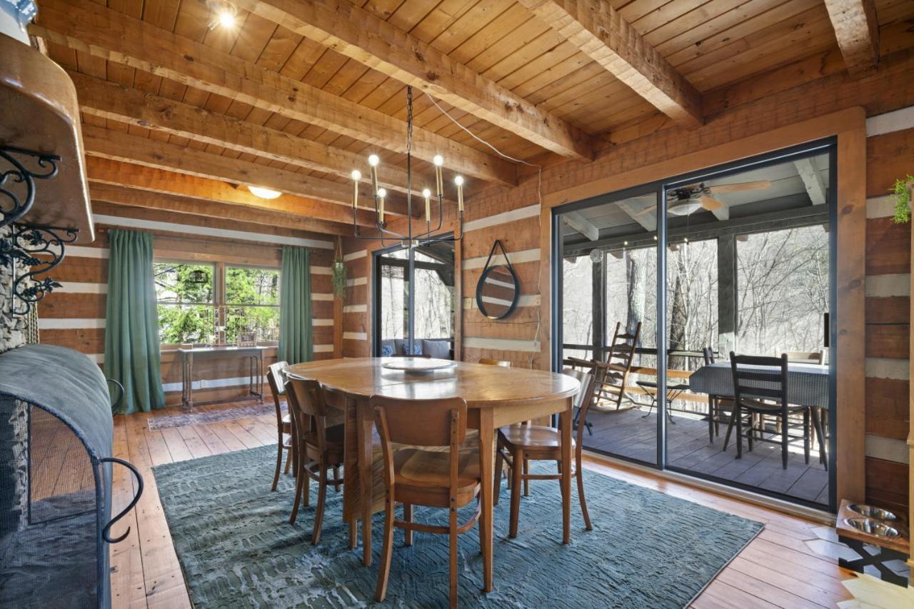 Holiday home The Graystone In Big Canoe Jasper